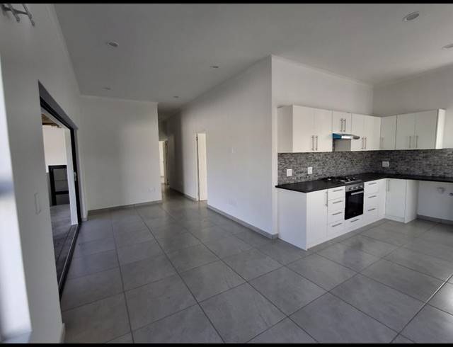 3 BEDROOM HOUSE FOR SALE IN ST HELENA VIEWS